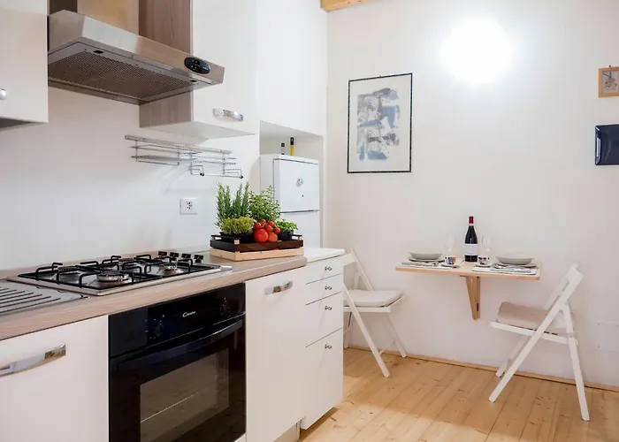 Castello Di Gaia * Magreglio